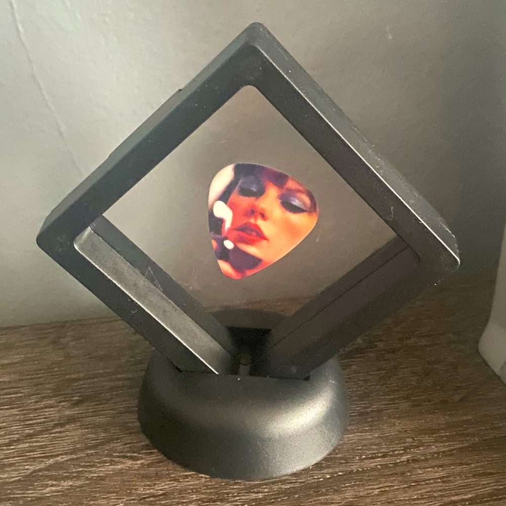 Taylor Swift Guitar Pick
